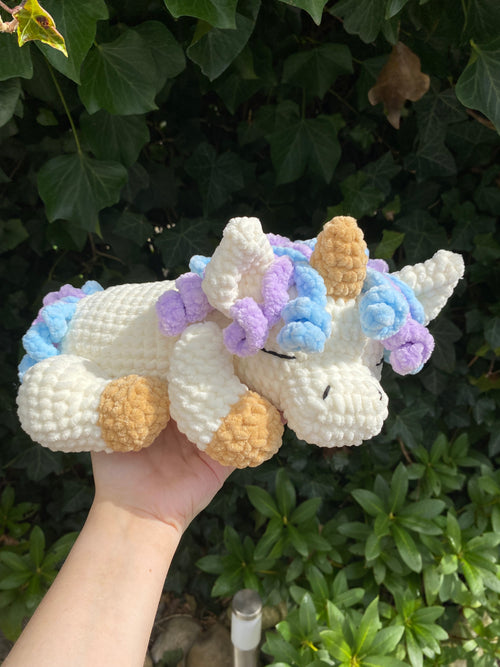 Aida the Sleepy Unicorn (Digital Pattern)