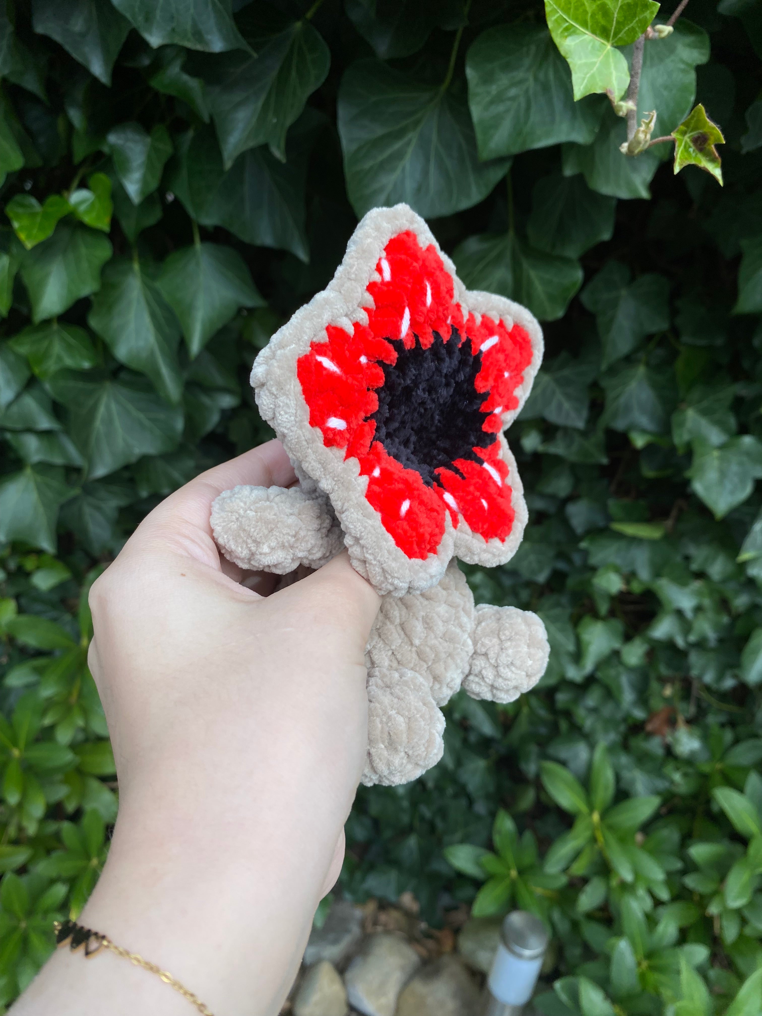 Baby Scary Flower Plushie